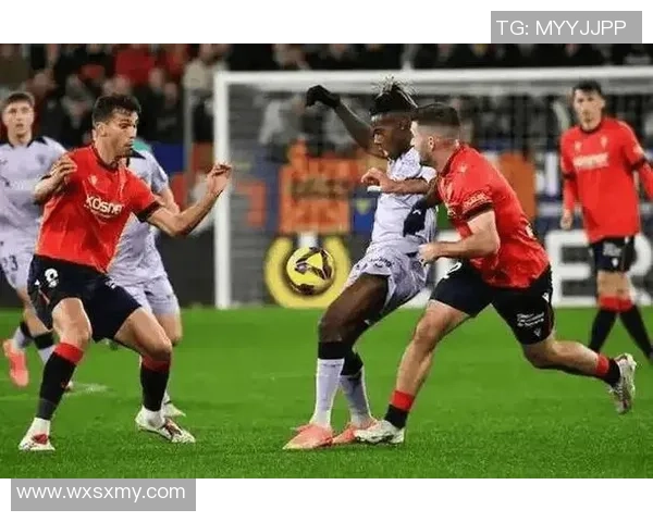 西甲激战：马竞与巴黎圣日耳曼平局点球大战引发全场狂欢